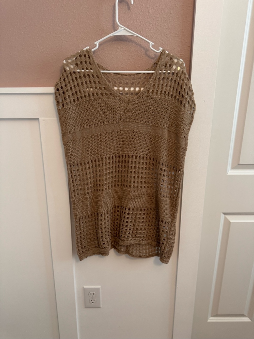 Boho Open Knit Crochet Tunic Top Sleeveless V-Neck Brown Multi-Stitch